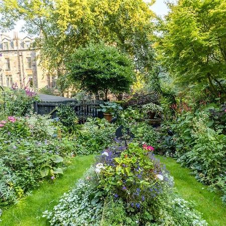 Beautiful Double Room In Idyllic West End Townhouse グラスゴー エクステリア 写真
