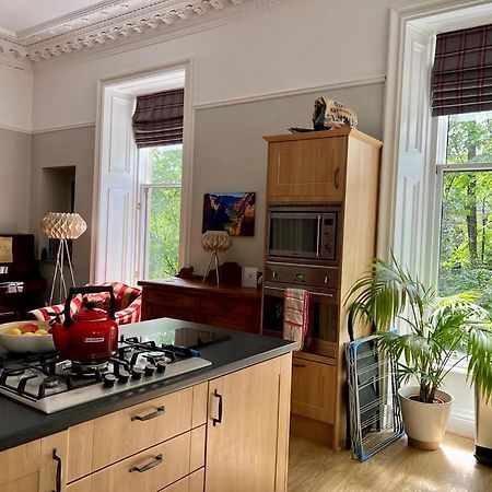 Beautiful Double Room In Idyllic West End Townhouse グラスゴー エクステリア 写真