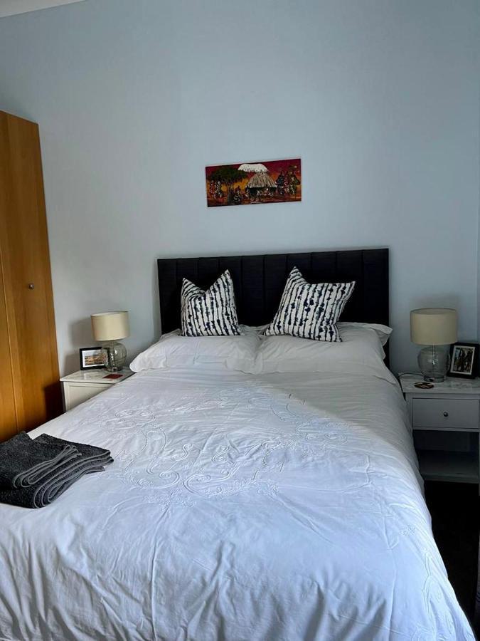 Beautiful Double Room In Idyllic West End Townhouse グラスゴー エクステリア 写真