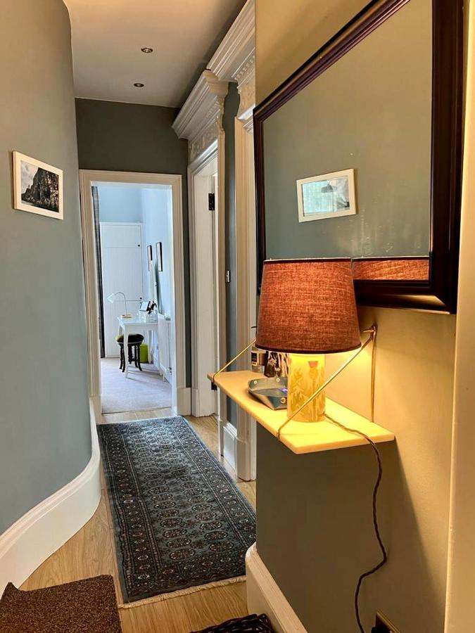 Beautiful Double Room In Idyllic West End Townhouse グラスゴー エクステリア 写真